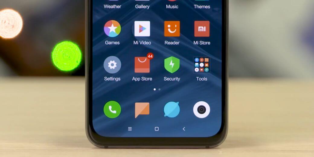 Xiaomi Mi 9 SE Обзор: Компактный смартфон с новым Snapdragon 712