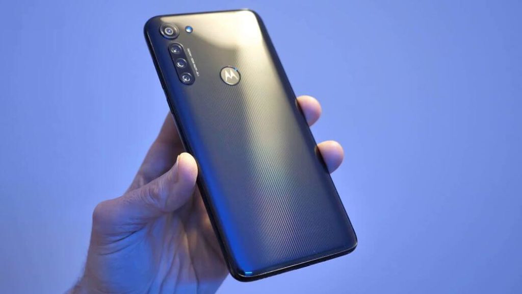 Motorola G8 Power Обзор: Идеальный смартфон среднего класса в 2020?