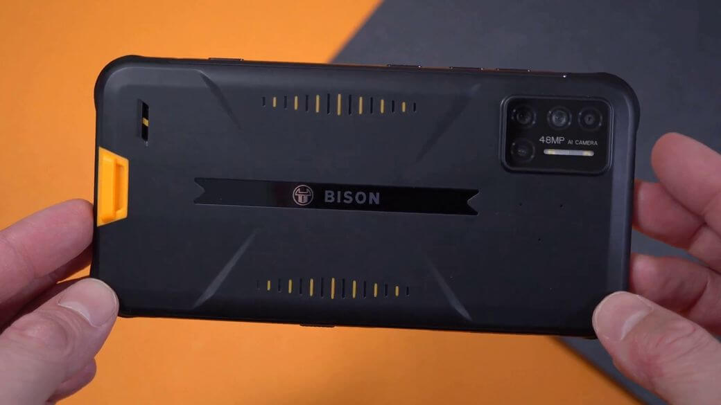 UMIDIGI Bison Обзор: Защищенный смартфон с Helio P60 и 48 МП