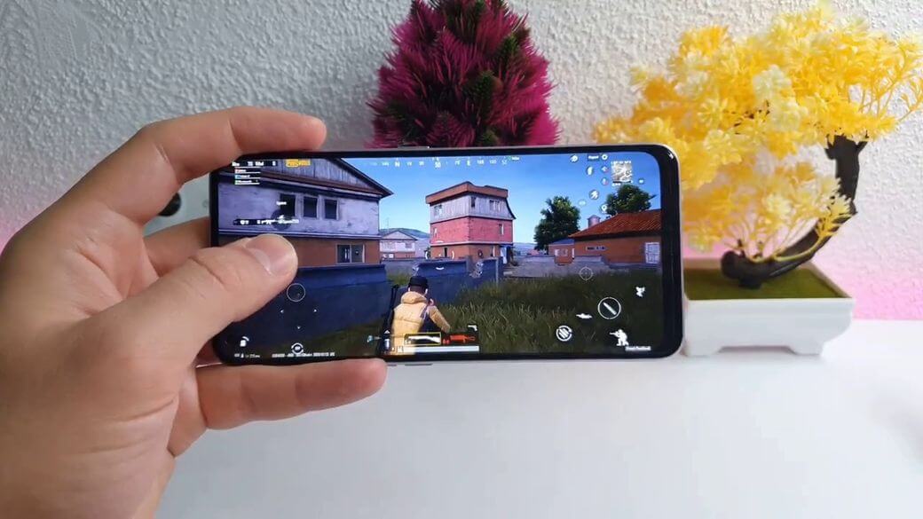 PUBG Mobile игра на Realme Q2 Pro