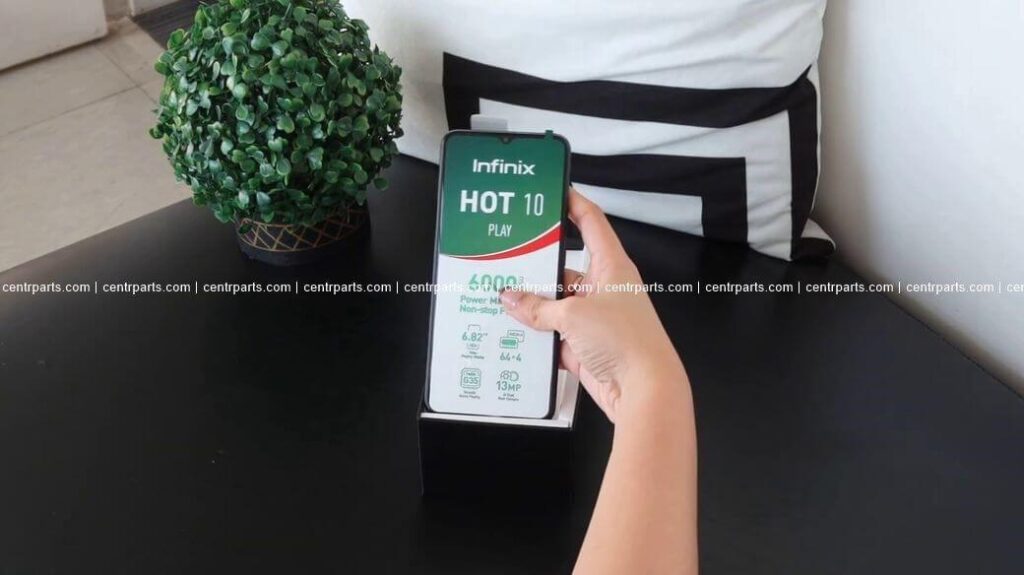 Infinix Hot 10 Play Обзор: Недорогой смартфон с Helio G35 и 6000 мАч
