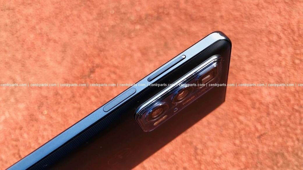 Motorola Edge 20 Pro Обзор: Практически флагманский смартфон за $400